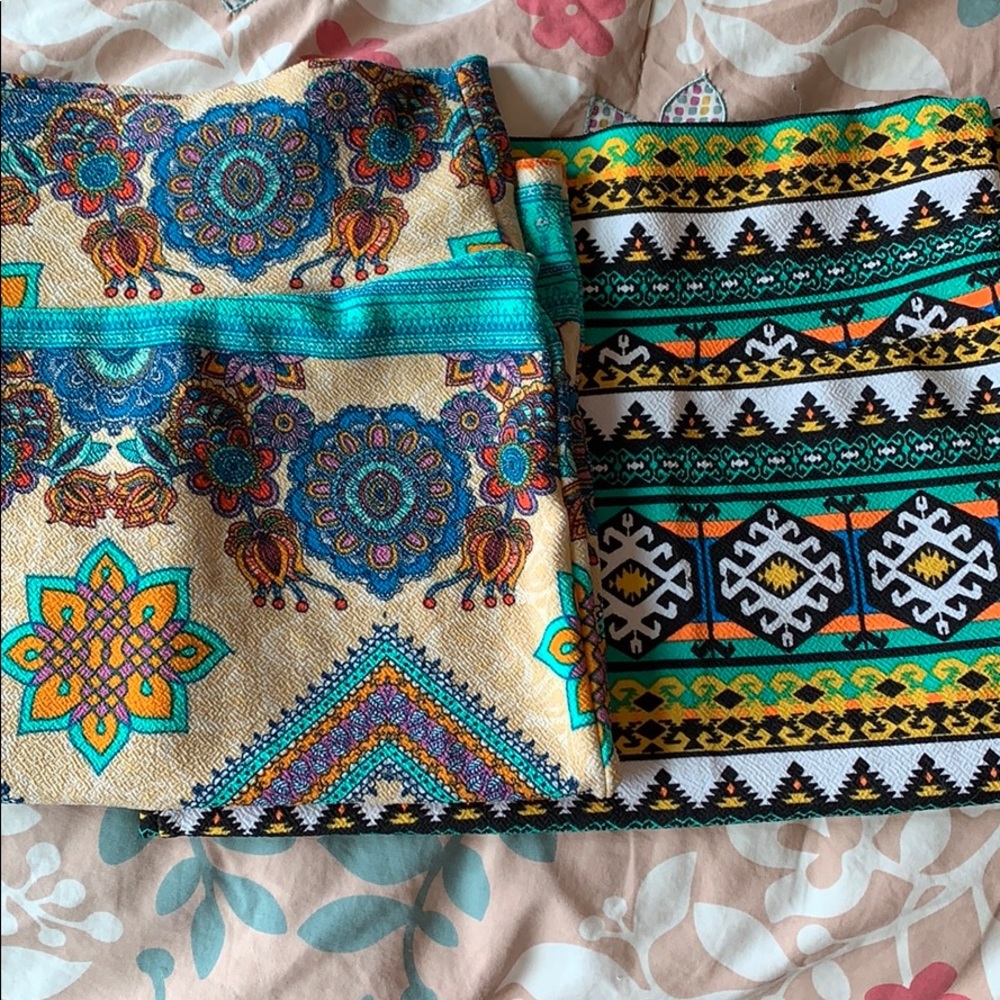Set of 2 XS Lularoe Cassie’s